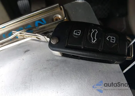 2013 Audi Q7 3.0T S Line Prestige from USA, damaged, VIN WA1DGAFE4DD011940